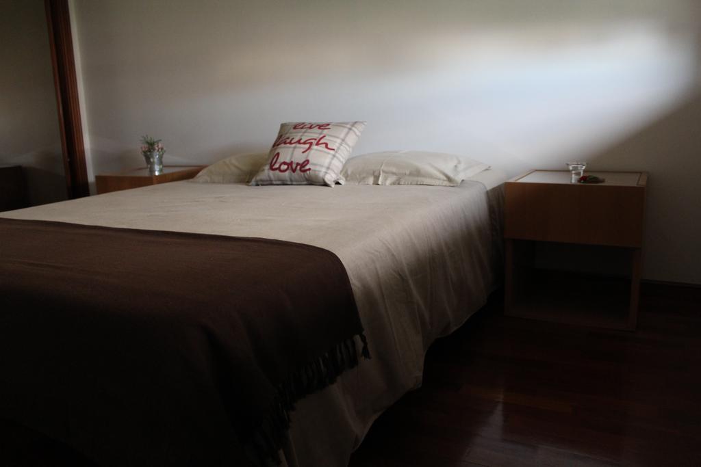 House4U Vila Nova Вила-Нова-ди-Гая Номер фото